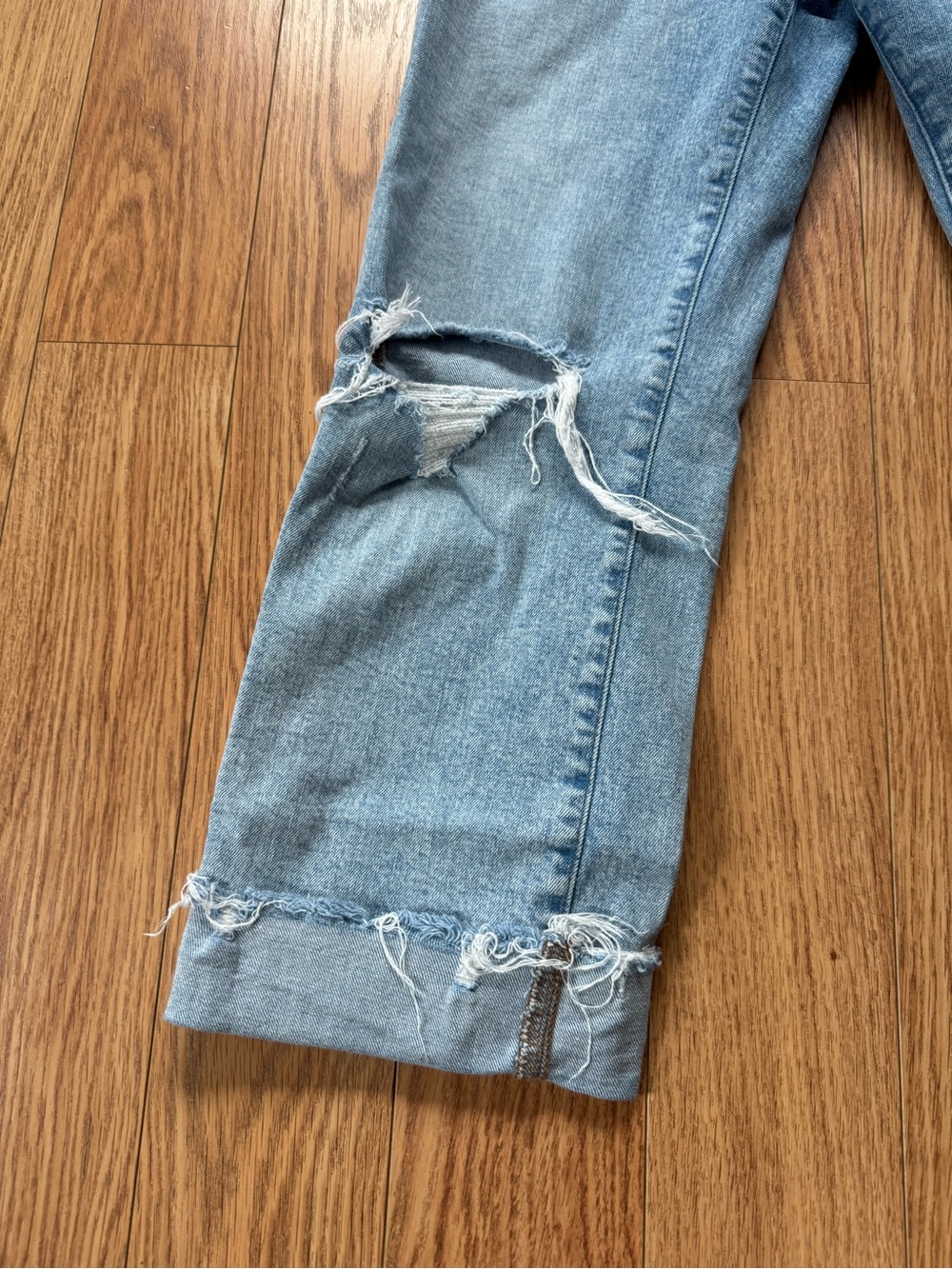 Express High Rise Distressed Jeans - Picture 3 of 6